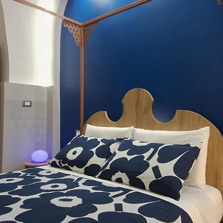 Del Corso Con Parcheggio Custodito Bed and breakfast