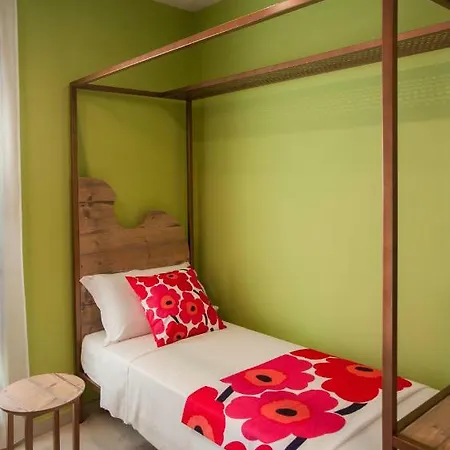 Bed and breakfast Del Corso Con Parcheggio Custodito 4*