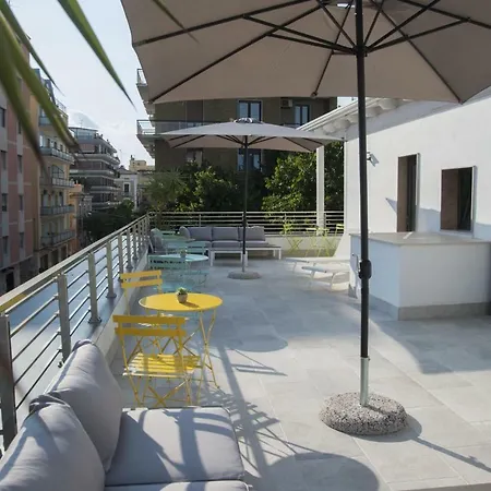 Bed and breakfast Del Corso Con Parcheggio Custodito 4*