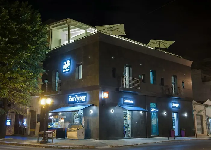 Alojamento de Acomodação e Pequeno-almoço Del Corso Con Parcheggio Custodito 4*